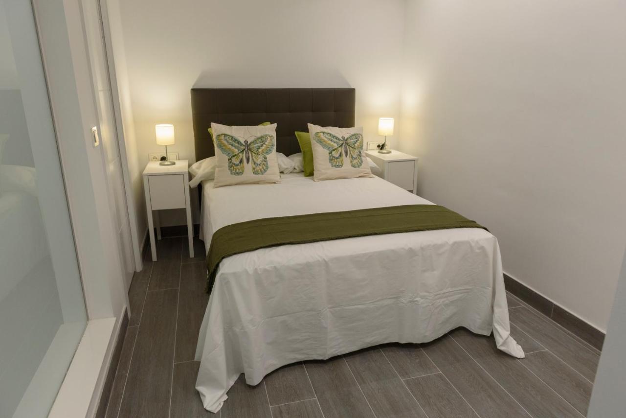 Apartamentos Constitucion By Renthas Málaga Dış mekan fotoğraf