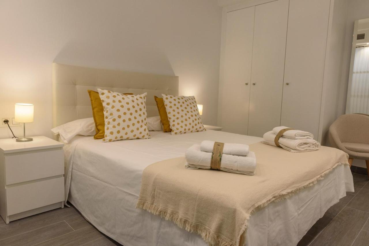 Apartamentos Constitucion By Renthas Málaga Dış mekan fotoğraf