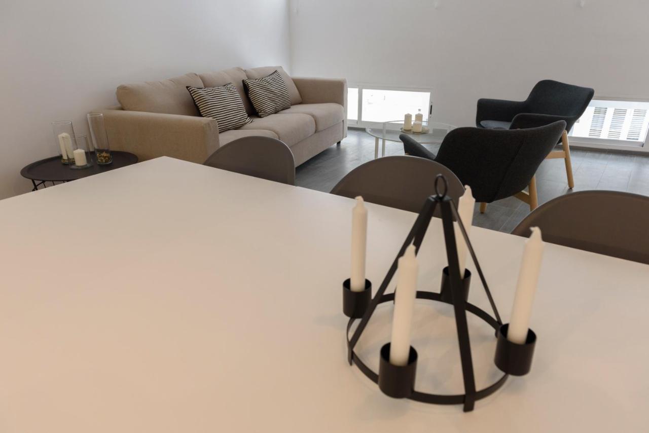 Apartamentos Constitucion By Renthas Málaga Dış mekan fotoğraf