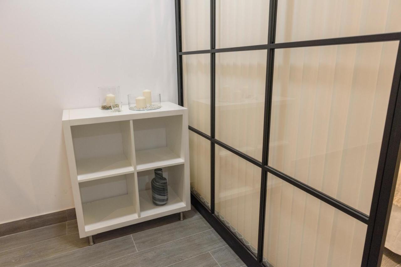 Apartamentos Constitucion By Renthas Málaga Dış mekan fotoğraf