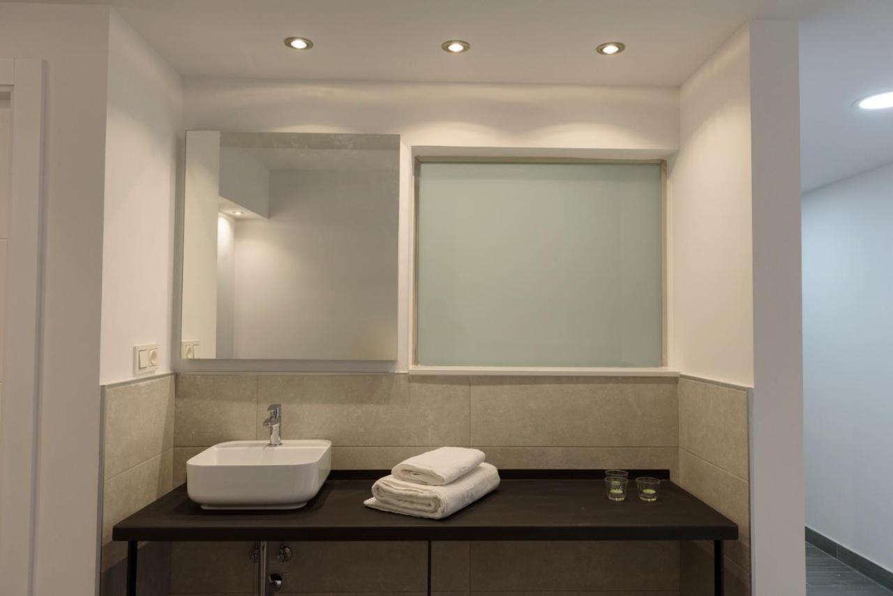 Apartamentos Constitucion By Renthas Málaga Dış mekan fotoğraf